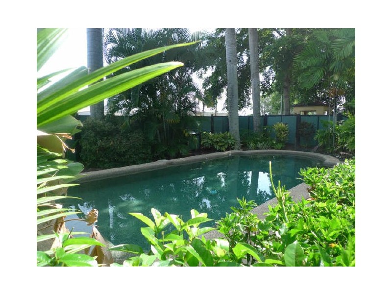 13/11 Stratford Parade, Stratford QLD 4870