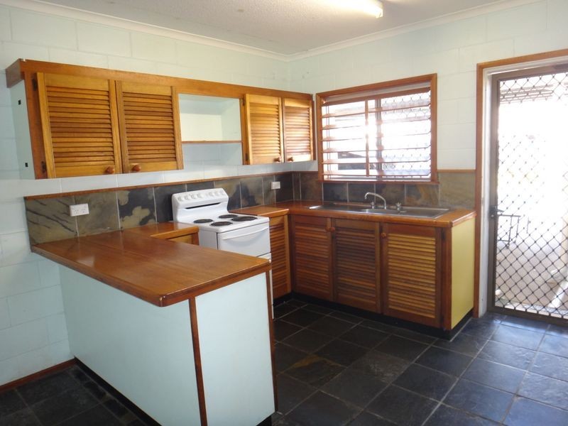 2/43 Mazlin Street, Edge Hill QLD 4870