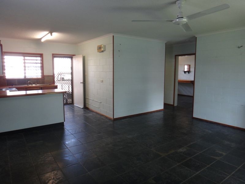 2/43 Mazlin Street, Edge Hill QLD 4870