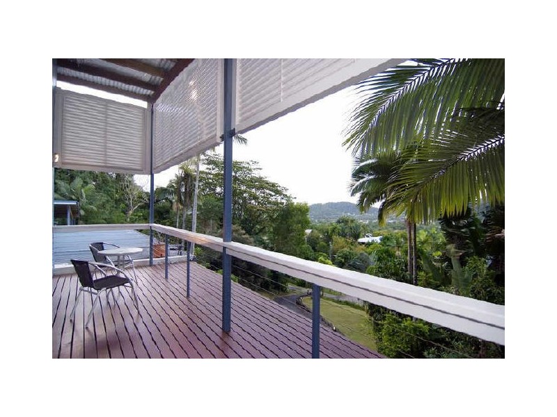 17 Sun Street, Brinsmead QLD 4870