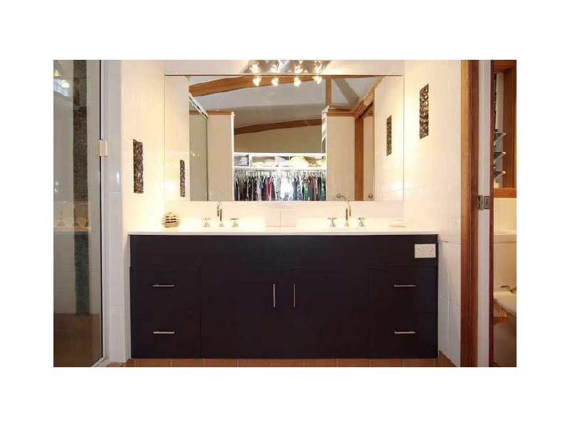 17 Sun Street, Brinsmead QLD 4870