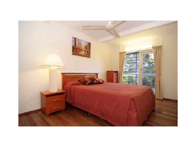 17 Sun Street, Brinsmead QLD 4870