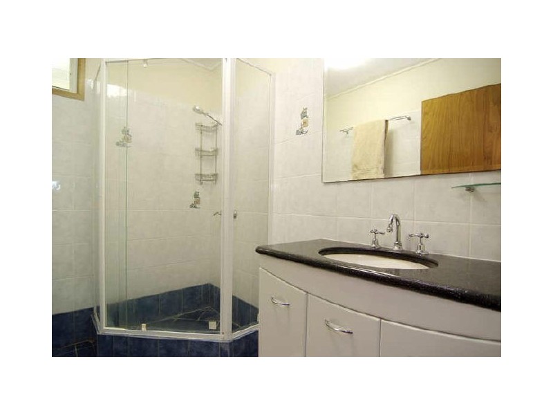 17 Sun Street, Brinsmead QLD 4870