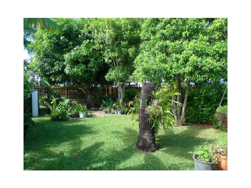 24 Fishburn Street, Bentley Park QLD 4869
