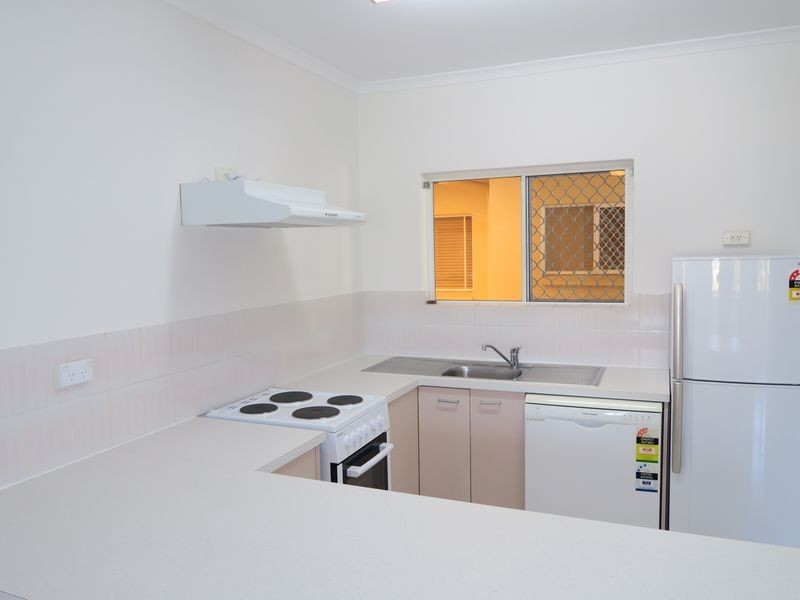 214/191 Mcleod Street, Cairns North QLD 4870