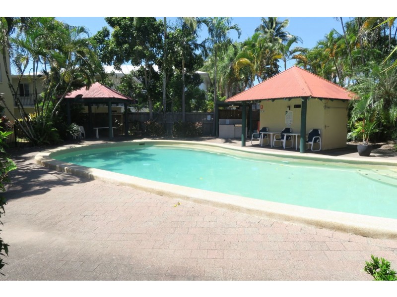 214/191 Mcleod Street, Cairns North QLD 4870