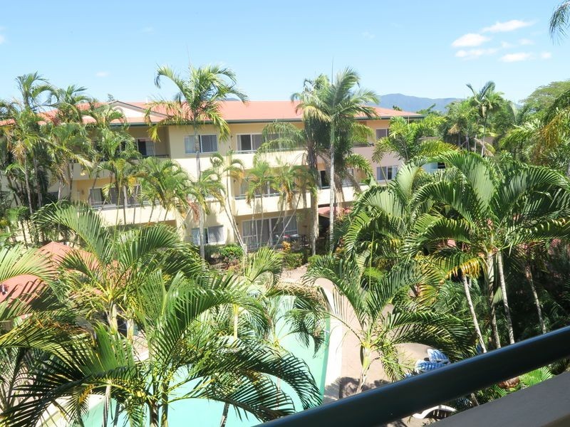214/191 Mcleod Street, Cairns North QLD 4870