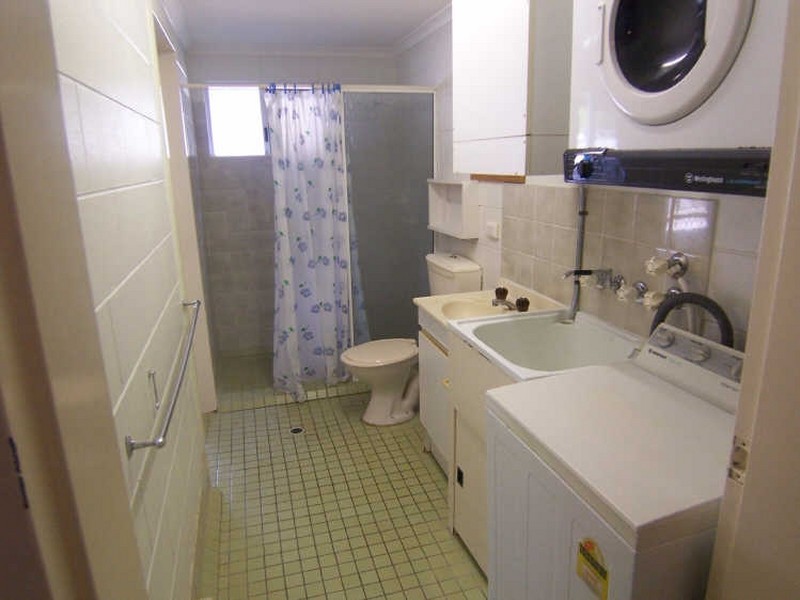 1-10/9 Maytown Close, Manoora QLD 4870