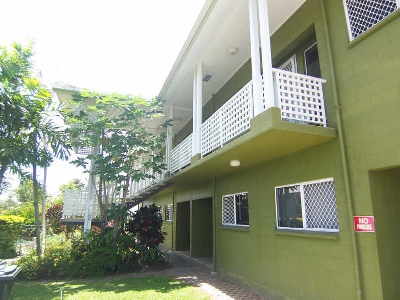 1-10/9 Maytown Close, Manoora QLD 4870