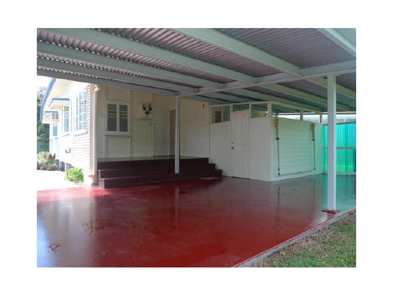 17 Macnamara Street, Manunda QLD 4870