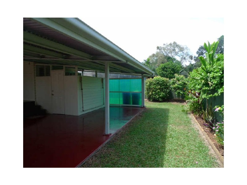 17 Macnamara Street, Manunda QLD 4870