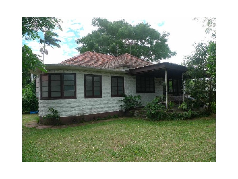 29 English Street, Manunda QLD 4870