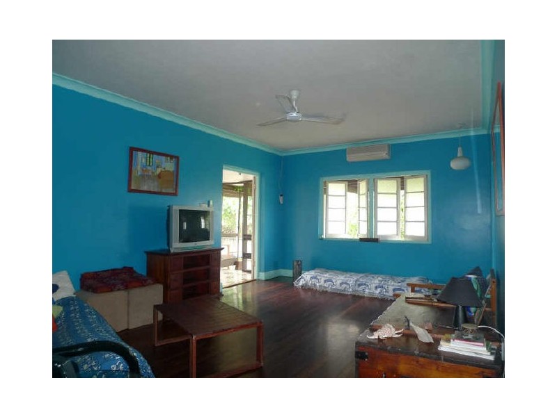 29 English Street, Manunda QLD 4870