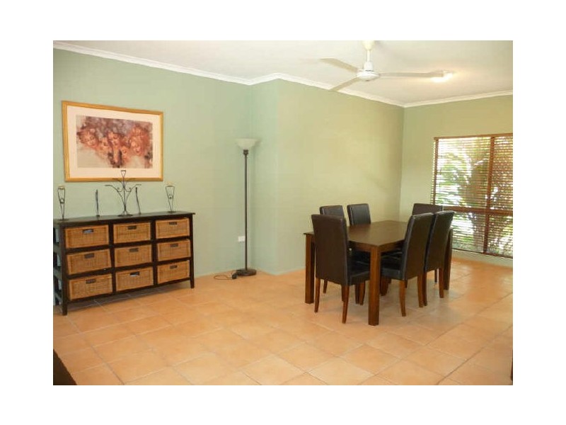 35 Hobson Drive, Brinsmead QLD 4870