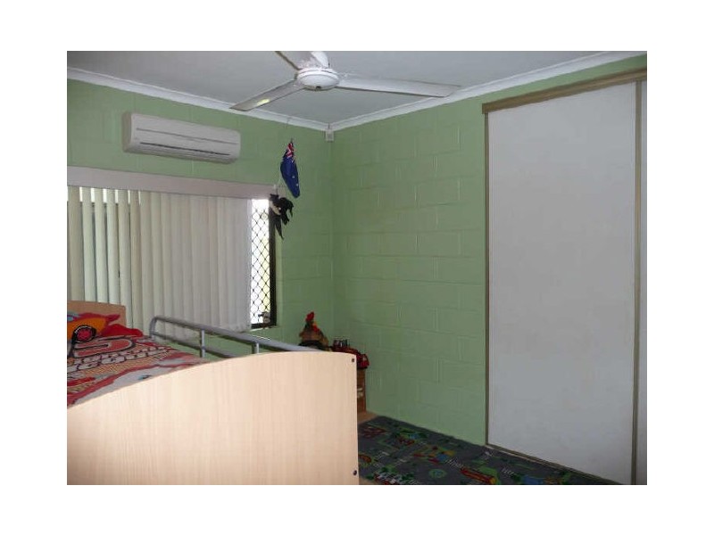 35 Hobson Drive, Brinsmead QLD 4870
