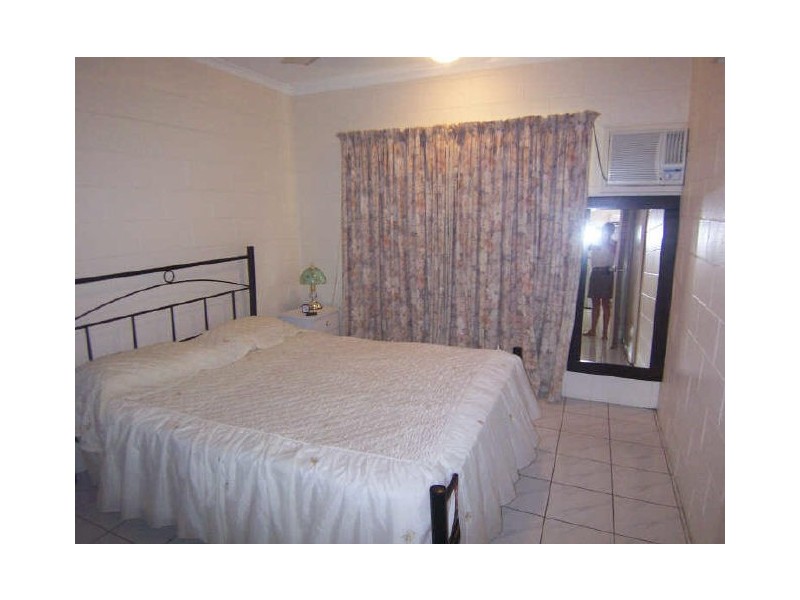 2/374 Severin Street, Parramatta Park QLD 4870