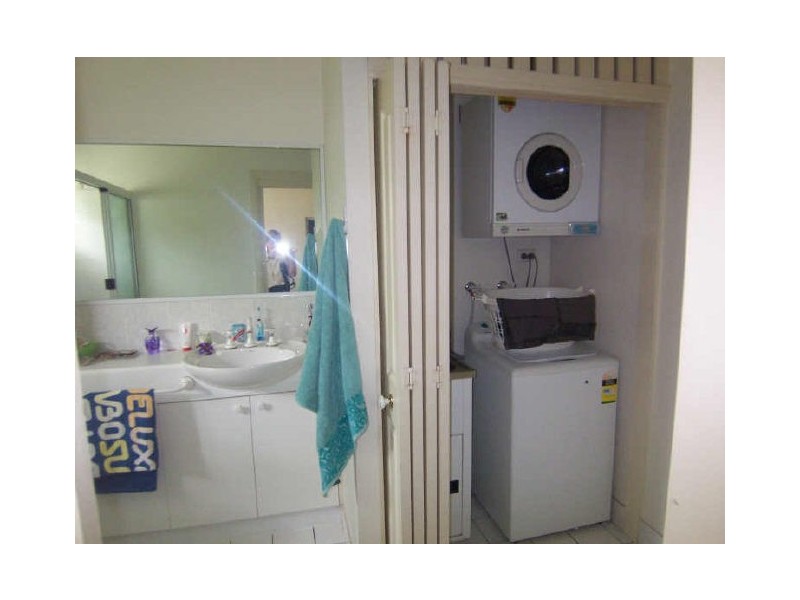 32/34 Patience Street (cnr Mayers St), Manunda QLD 4870