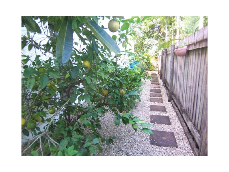 3/106 Digger Street, Cairns North QLD 4870