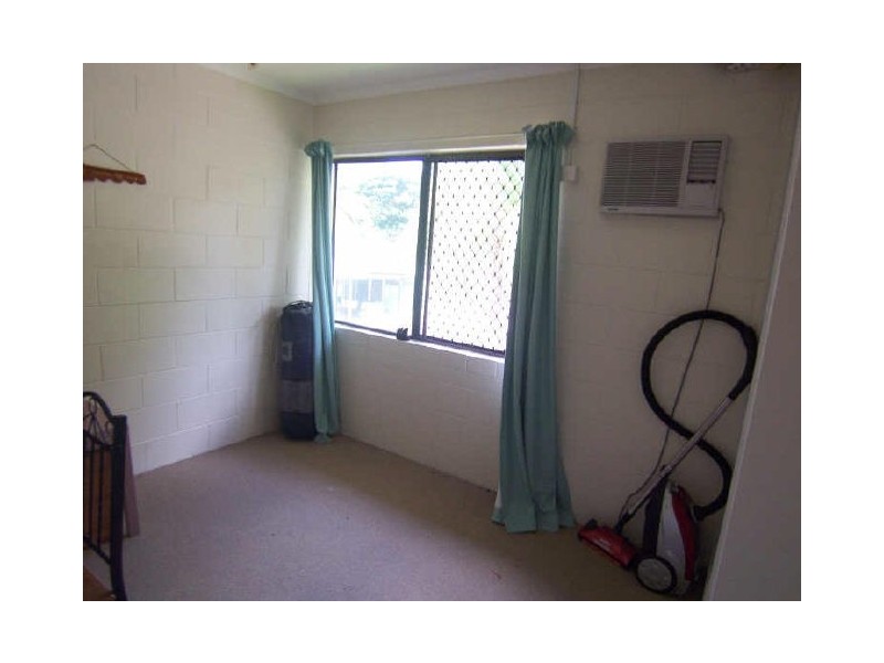 4/5 Pioneer Street, Manoora QLD 4870