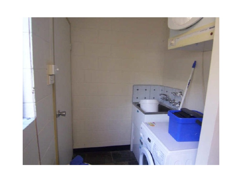 4/5 Pioneer Street, Manoora QLD 4870