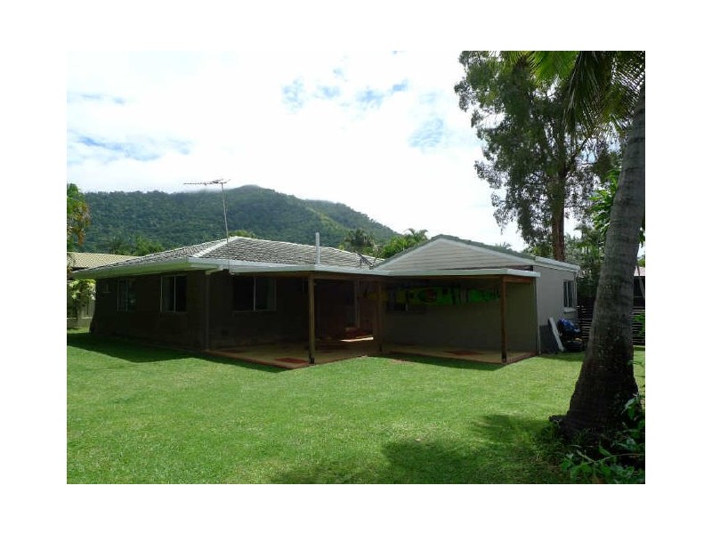 29 Lavender Street, Mooroobool QLD 4870