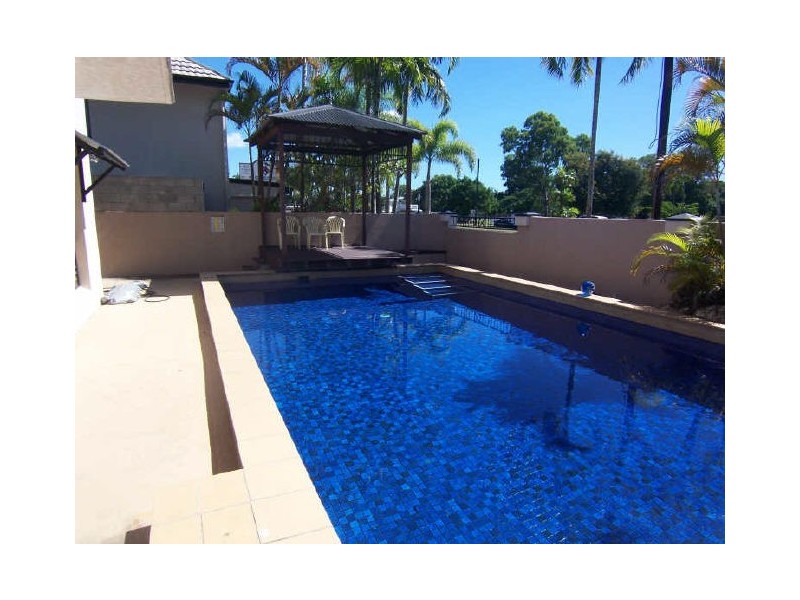 12/195 Sheridan Street, Cairns North QLD 4870