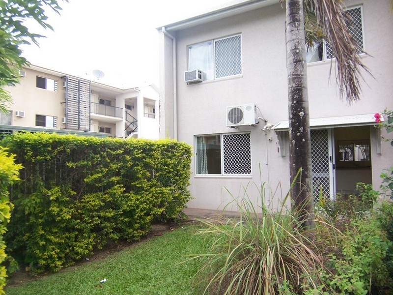 11/1 Grantala Street, Manoora QLD 4870