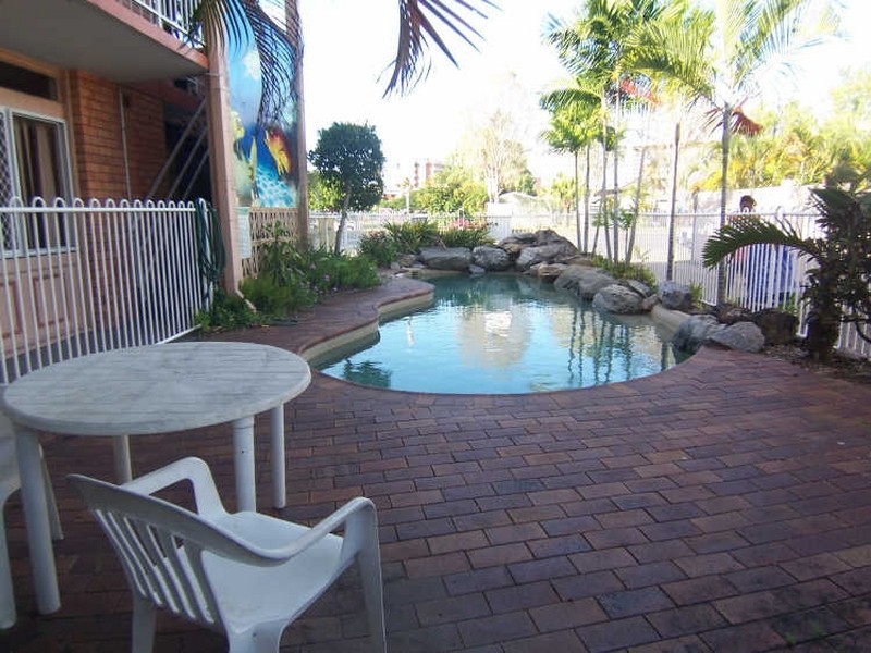 2/189 Sheridan Street, Cairns North QLD 4870