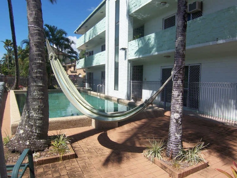 10/31 Digger Street, Cairns North QLD 4870