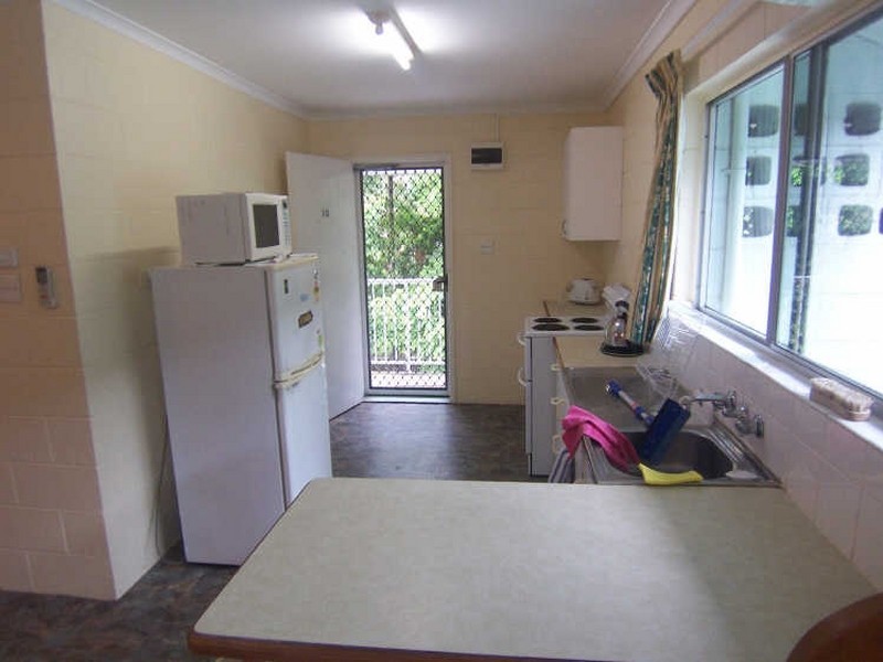 10/31 Digger Street, Cairns North QLD 4870