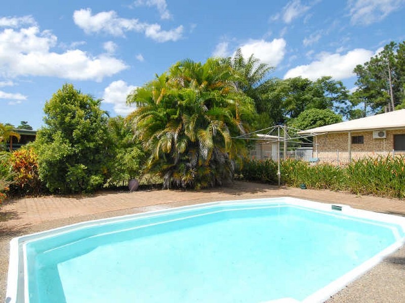 10 Fairview Street, Bayview Heights QLD 4868