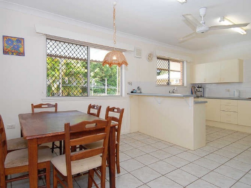 10 Fairview Street, Bayview Heights QLD 4868