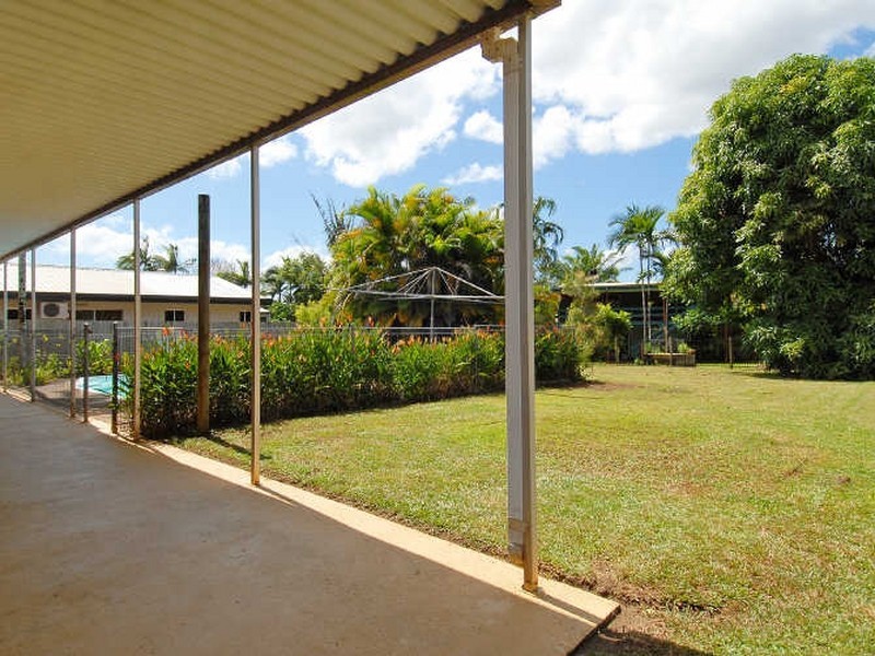 10 Fairview Street, Bayview Heights QLD 4868