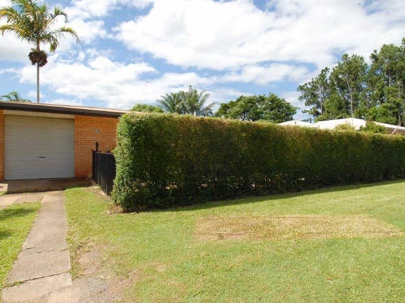 10 Fairview Street, Bayview Heights QLD 4868