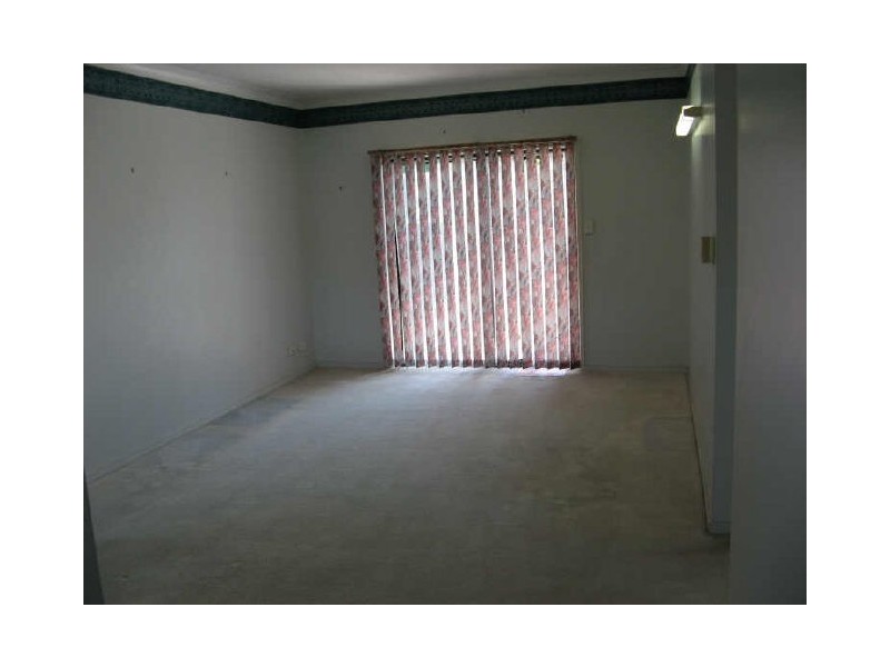 1/10 Ingham Court, Mooroobool QLD 4870