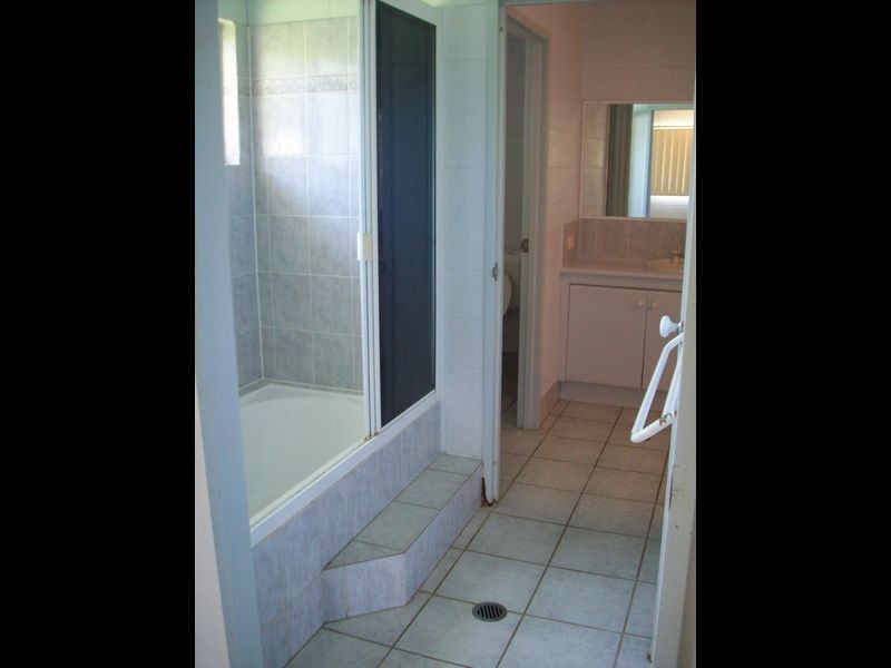 2 Lizard Street, Mount Sheridan QLD 4868