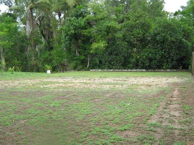 35 Evans Road, Bramston Beach QLD 4871