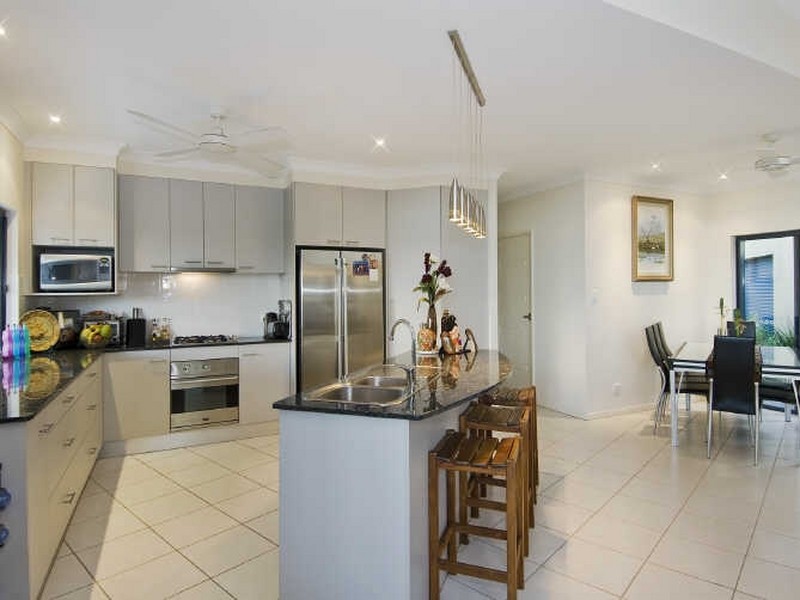 48 Herald Street, Bentley Park QLD 4869