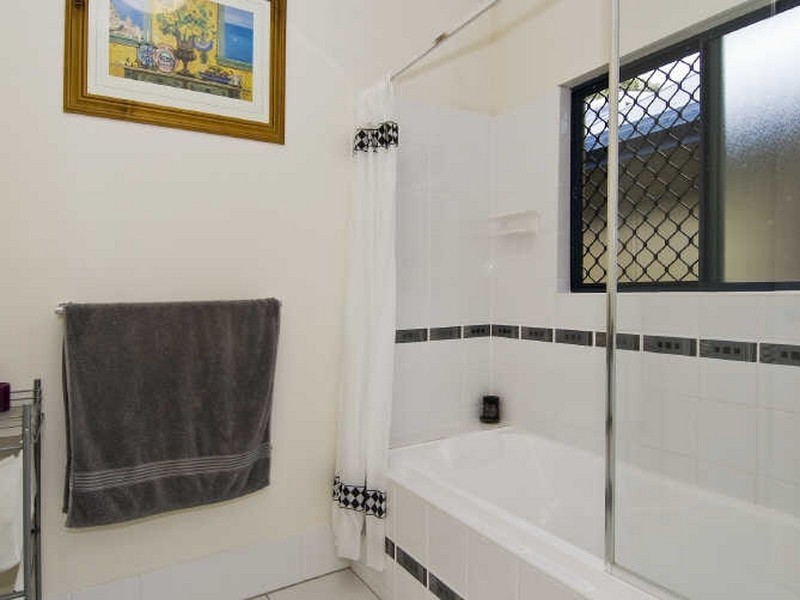 48 Herald Street, Bentley Park QLD 4869