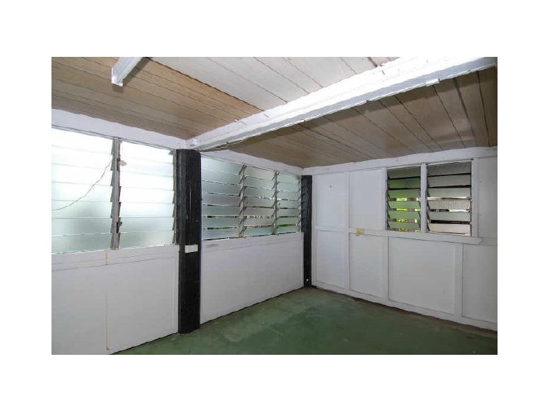 33 Smith Street, Cairns North QLD 4870