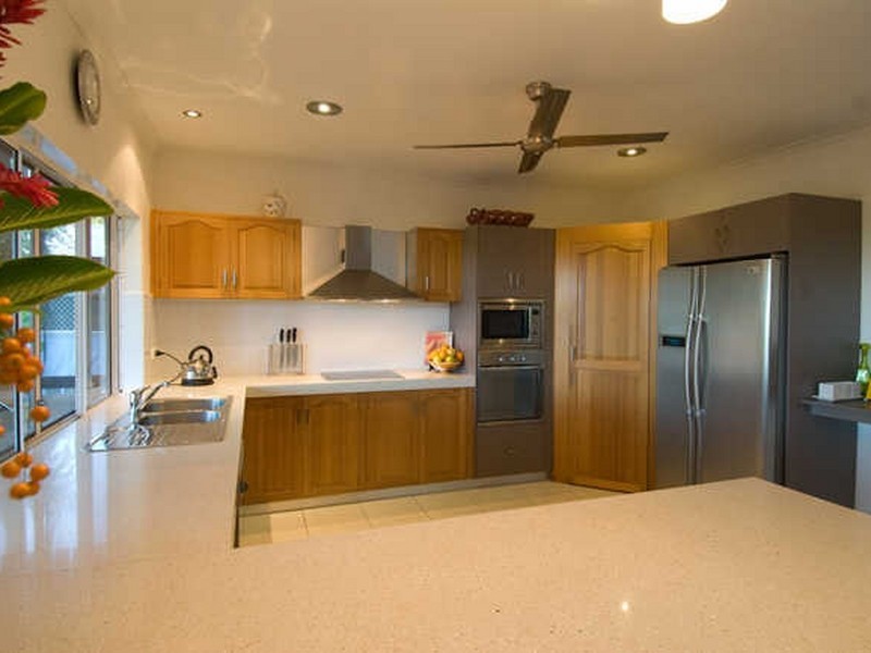 12 Trundle Terrace, Whitfield QLD 4870