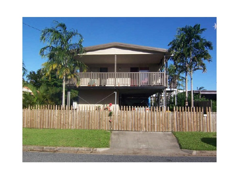 1/432 McCoombe Street, Mooroobool QLD 4870