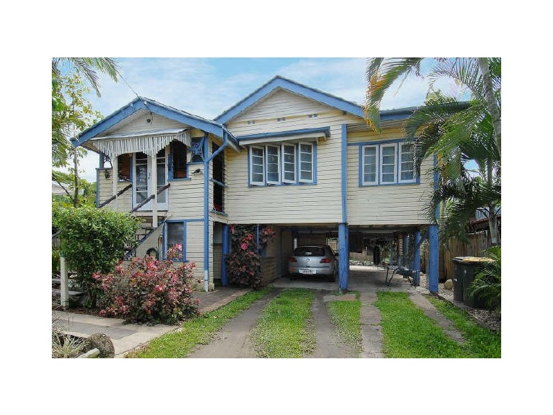 138 Greenslopes Street, Edge Hill QLD 4870