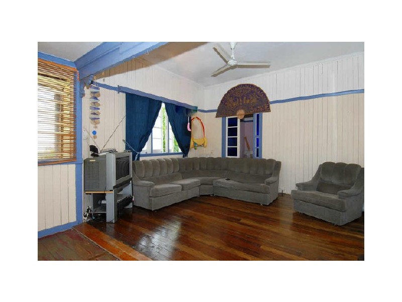 138 Greenslopes Street, Edge Hill QLD 4870