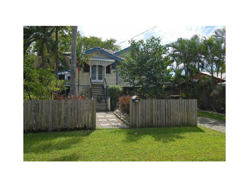 138 Greenslopes Street, Edge Hill QLD 4870