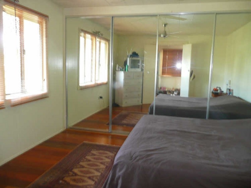 15 Jones Street, Westcourt QLD 4870