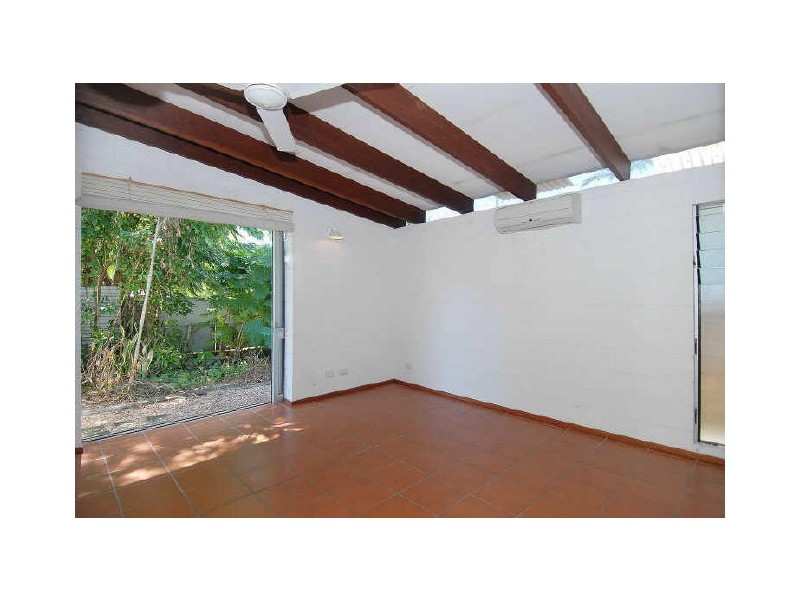 55 Veivers Road, Palm Cove QLD 4879