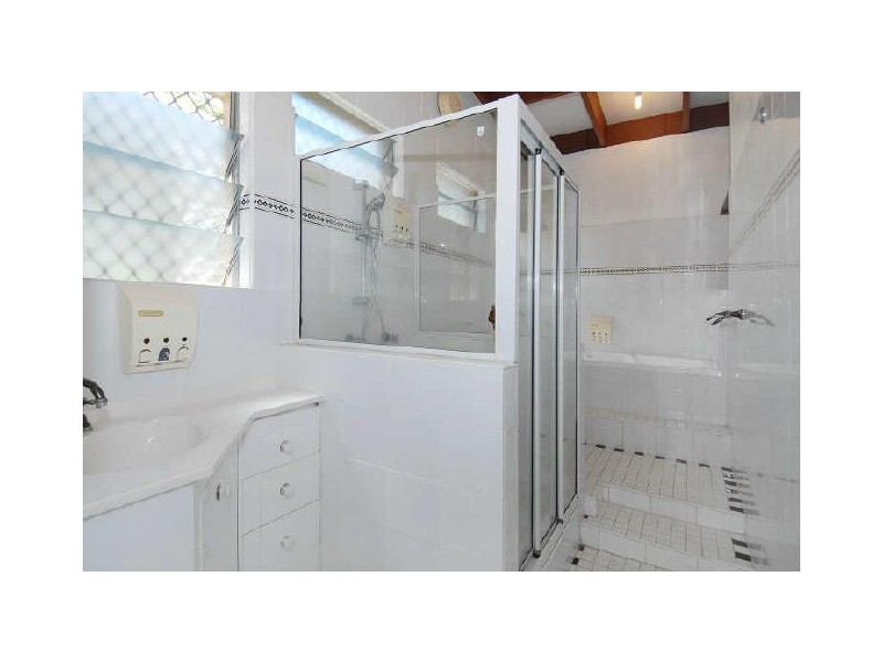 55 Veivers Road, Palm Cove QLD 4879