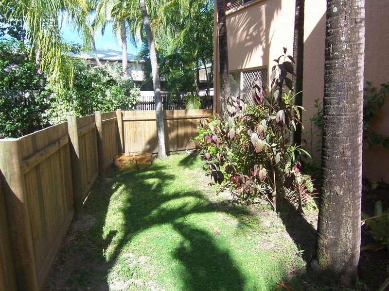 6/21 Springfield Crescent, Manoora QLD 4870
