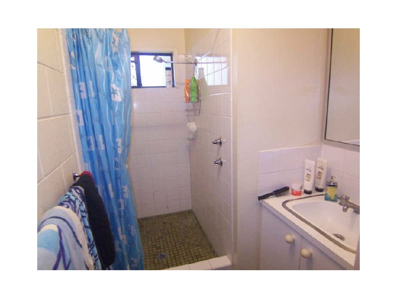 2/9 Cavanagh Street, Woree QLD 4868